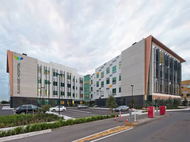 Designing healthy open space: a healthcare setting